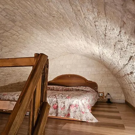 Gelso Bianco * Αλμπερομπέλο