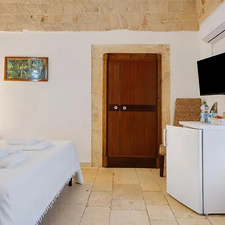 מלון דירות Gelso Bianco 3*