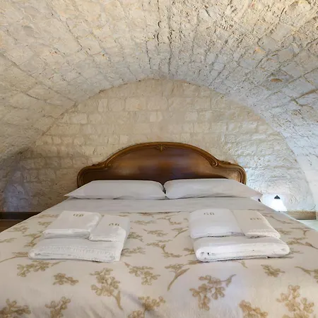 Gelso Bianco Alberobello